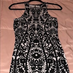NEVER WORN mini patterned dress